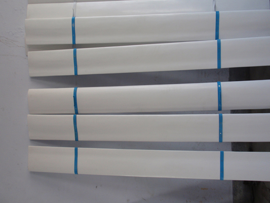 Las hojas de las turbinas eólicas reforzadas con fibra de vidrio vertical Tecnología avanzada para una generación óptima de energía