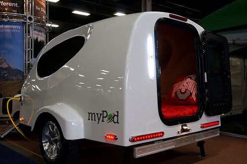 Strong Impact Resistance Custom-made Fiberglass Car Parts with Customized Design