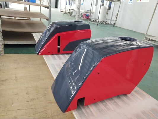 Capó de tractor de FRP GRP, componentes de equipos agrícolas de fibra de vidrio con excelente resistencia química, que garantizan el rendimiento en agricultura