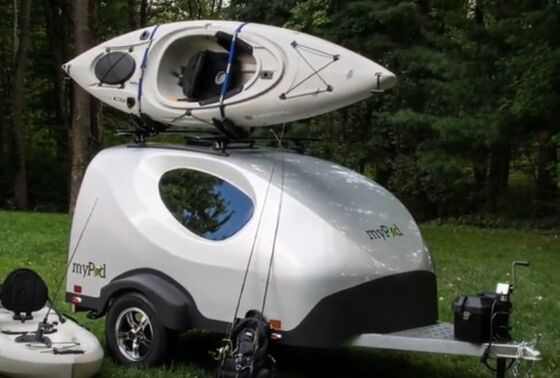 Carcasa de RV moldeada de una sola pieza, resistente al agua y a la corrosión, caparazón de camper FRP personalizable